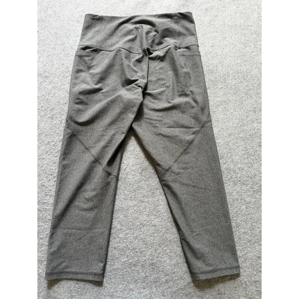 Old Navy Women's High-Rise Go-Dry Athletic Leggings Pockets Cropped Gray Size L